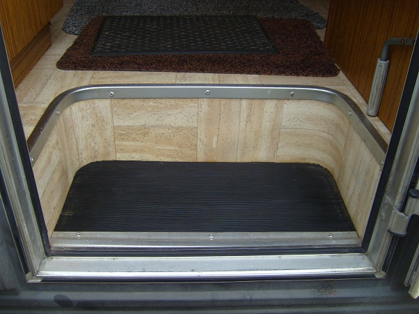 S7002413.JPG